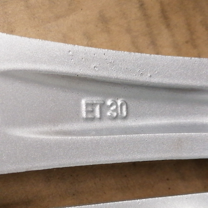 LLANTA ORIGINAL SUELTA MERCEDES EN 18" A2034015602