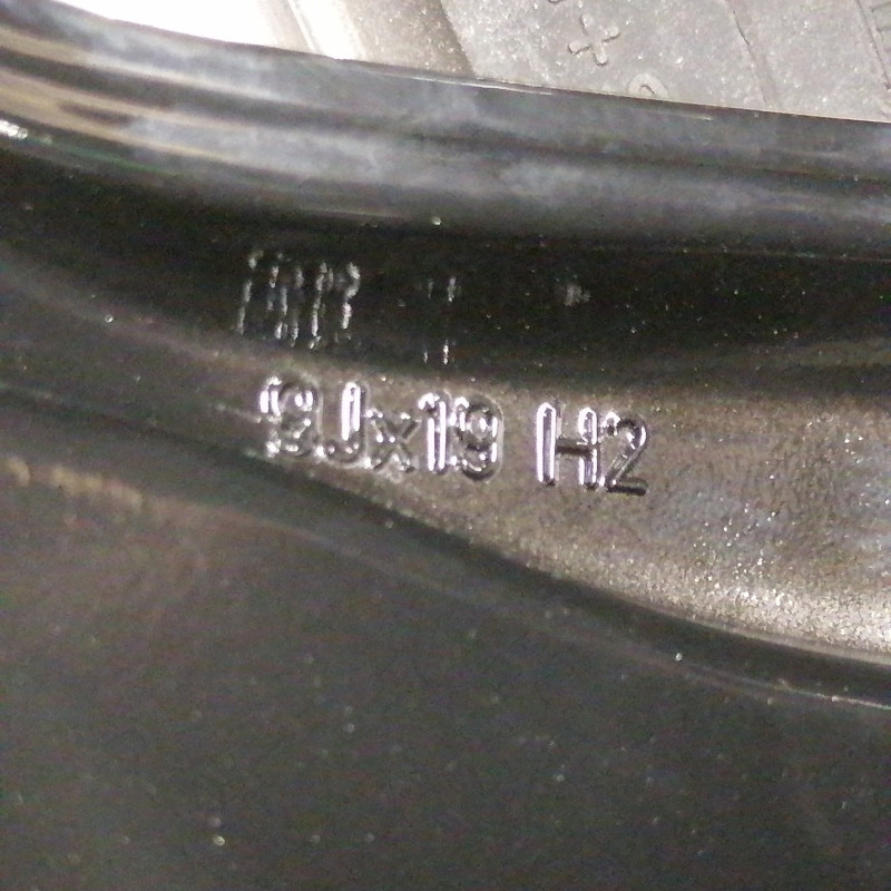 CONJUNTO DE JANTES ORIGINAIS VOLKSWAGEN DE 19"